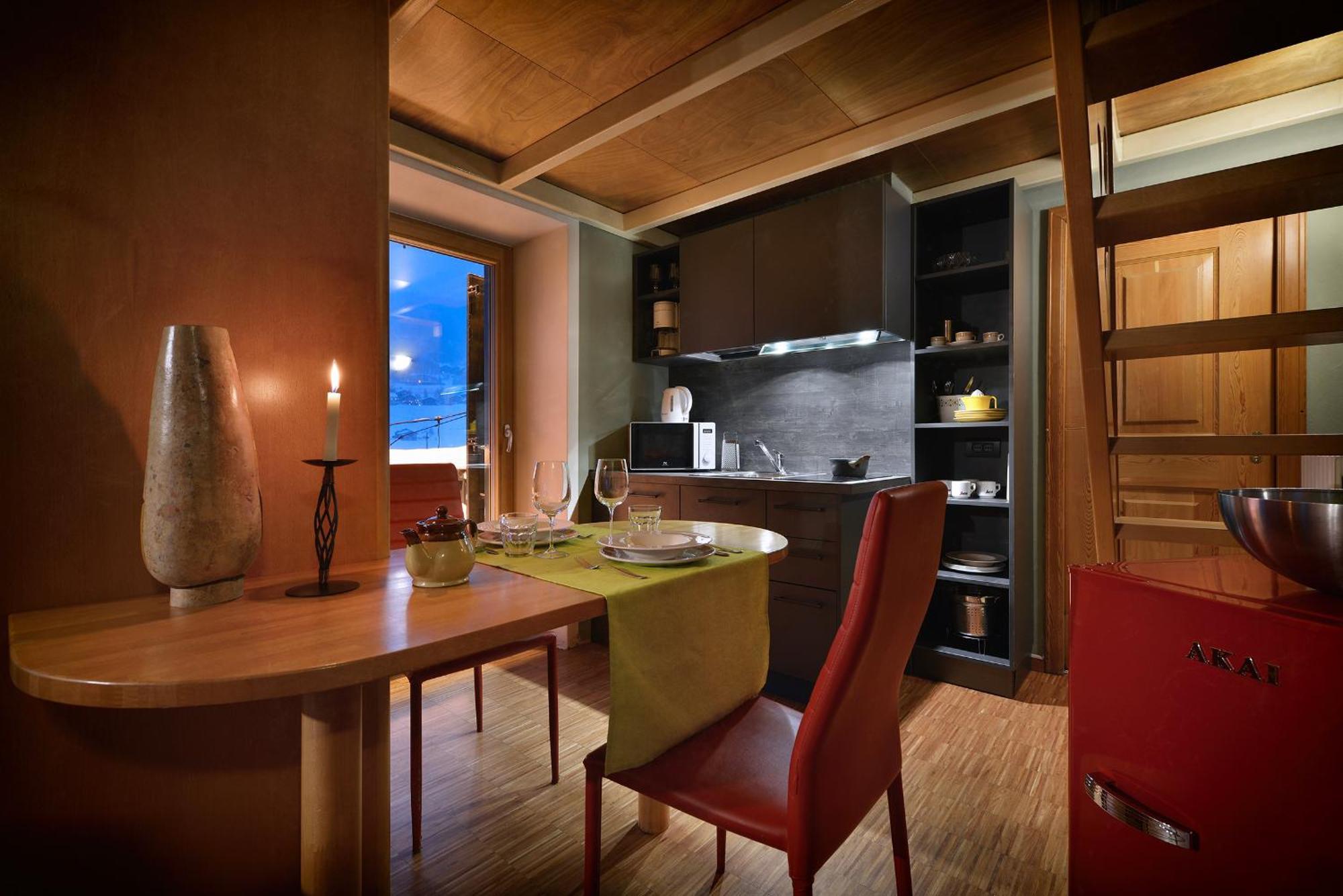 Cronox Mini Apartments Livigno Exterior photo