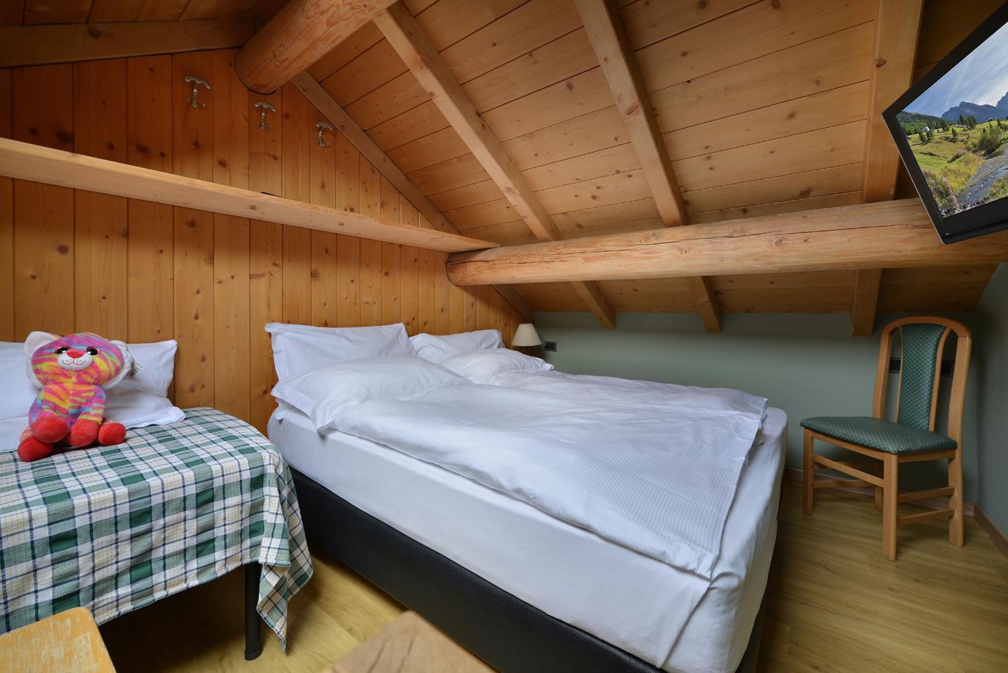 Cronox Mini Apartments Livigno Exterior photo